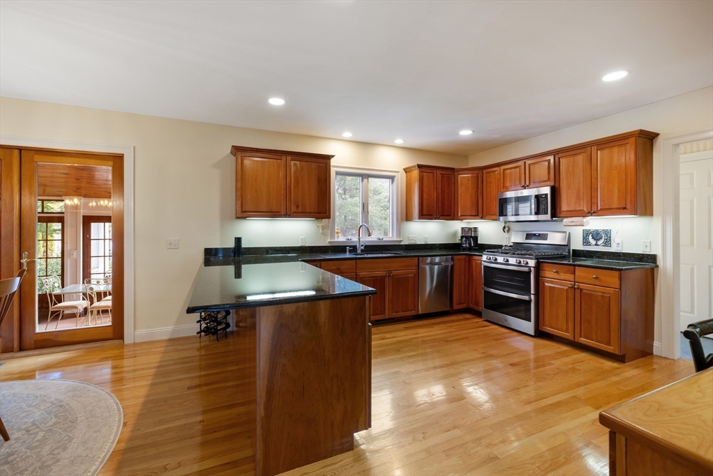 2 Marlboro Road, Lexington
