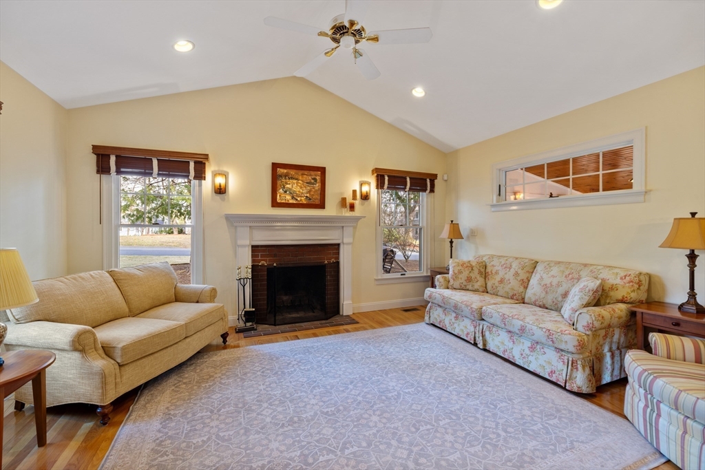 2 Marlboro Road, Lexington