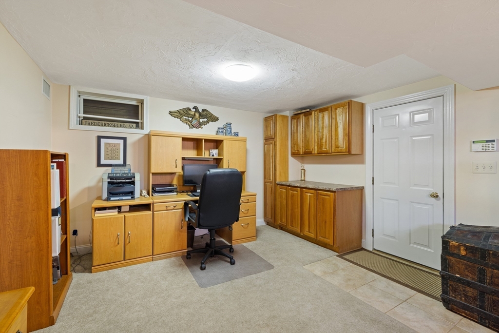 2 Marlboro Road, Lexington