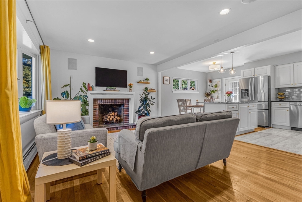 34 Cedar Hill Lane, Waltham