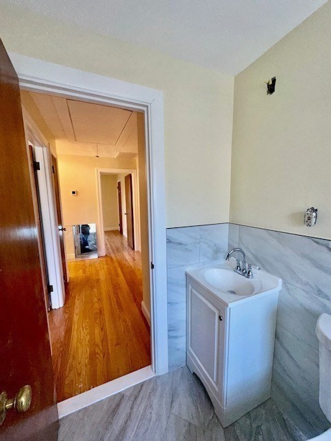 333 Newtonville Ave # 2, Newton Unit: 2