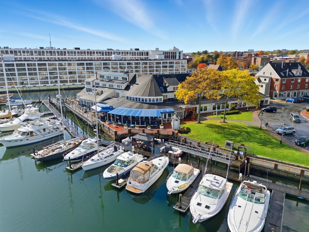 90 Wharf St # L10