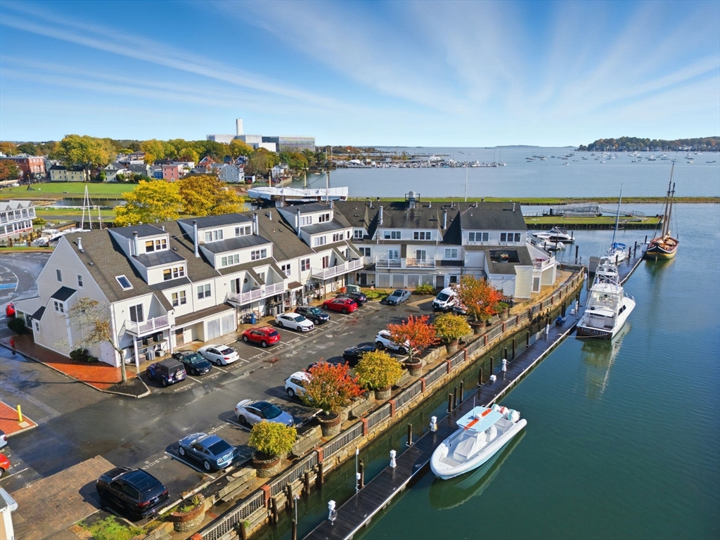 90 Wharf St # L10