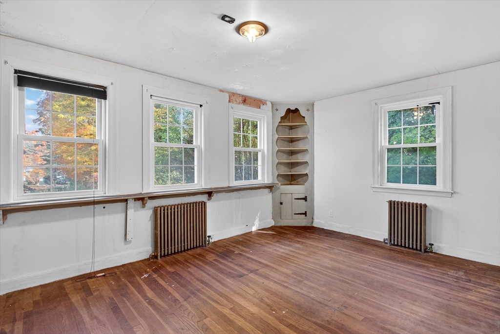 102 Hillcrest Pkwy