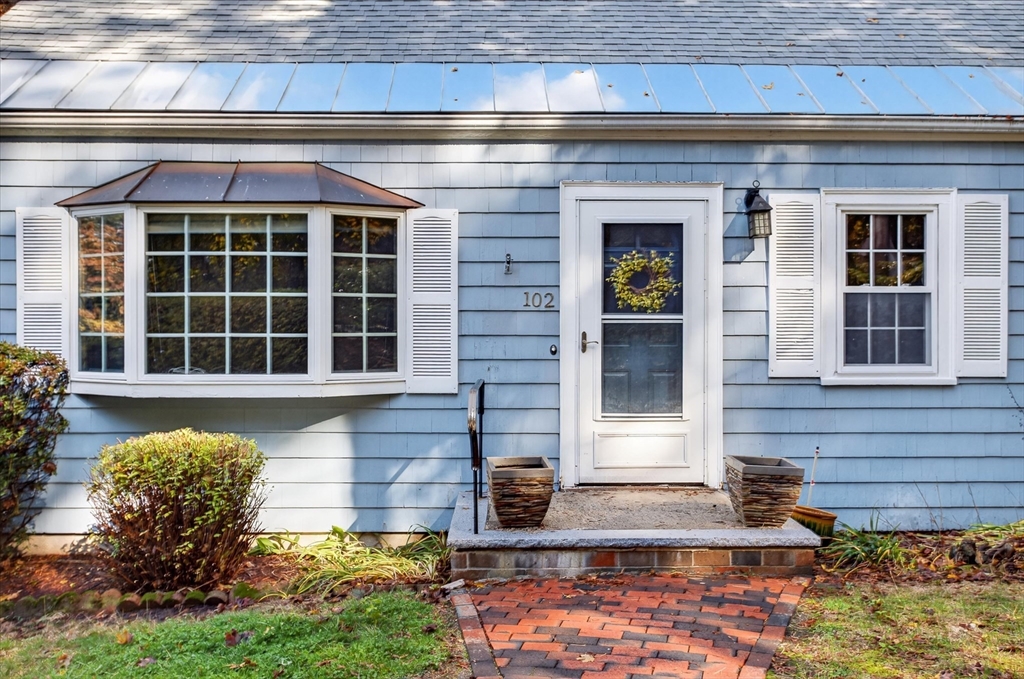 102 Hillcrest Pkwy