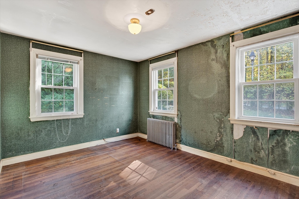 102 Hillcrest Pkwy