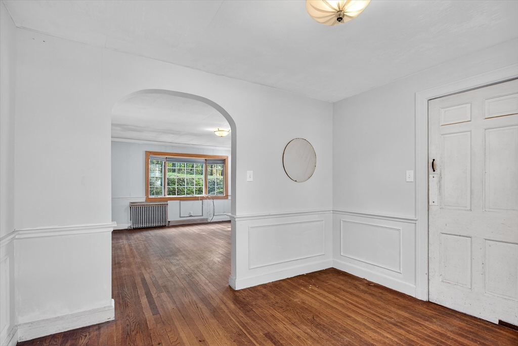 102 Hillcrest Pkwy