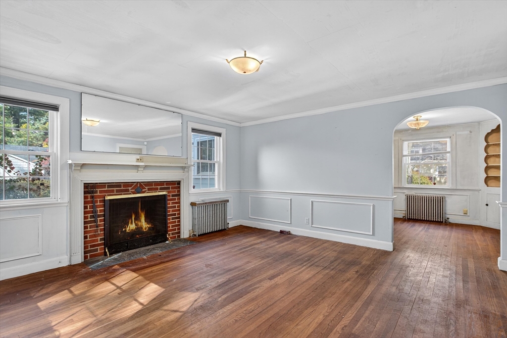 102 Hillcrest Pkwy