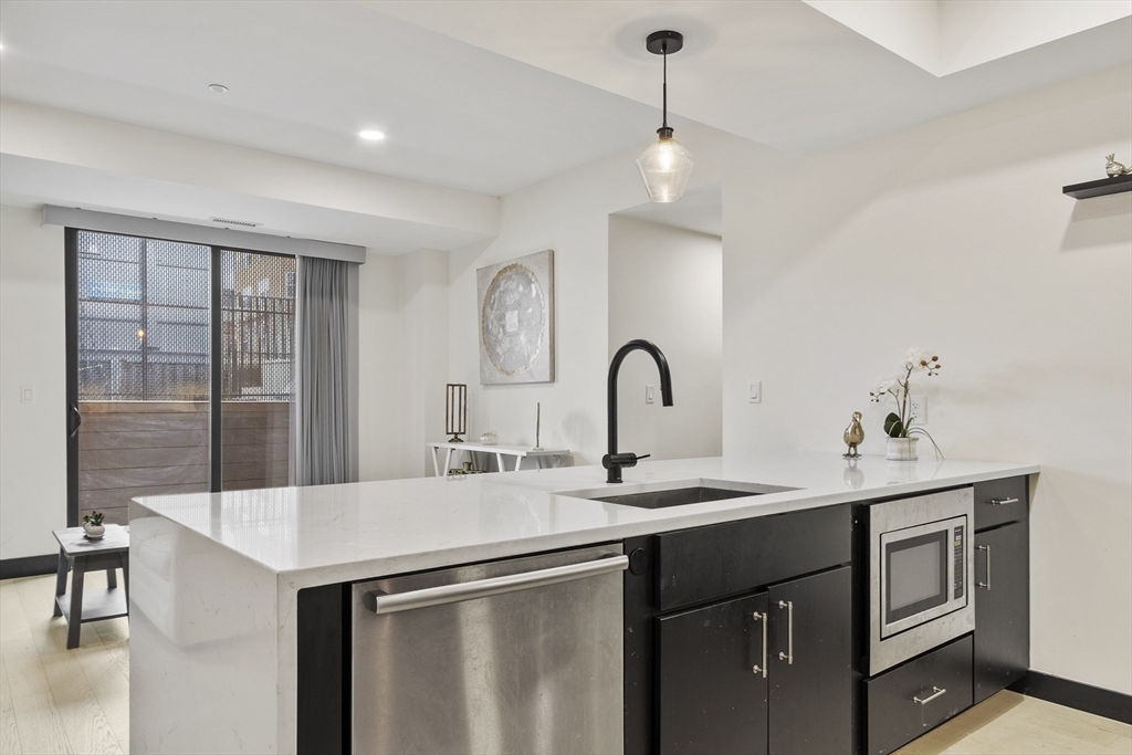 395 Alewife Brook Pkwy # 2C