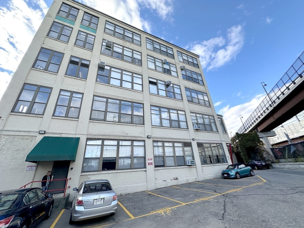 1 Fitchburg St # B158