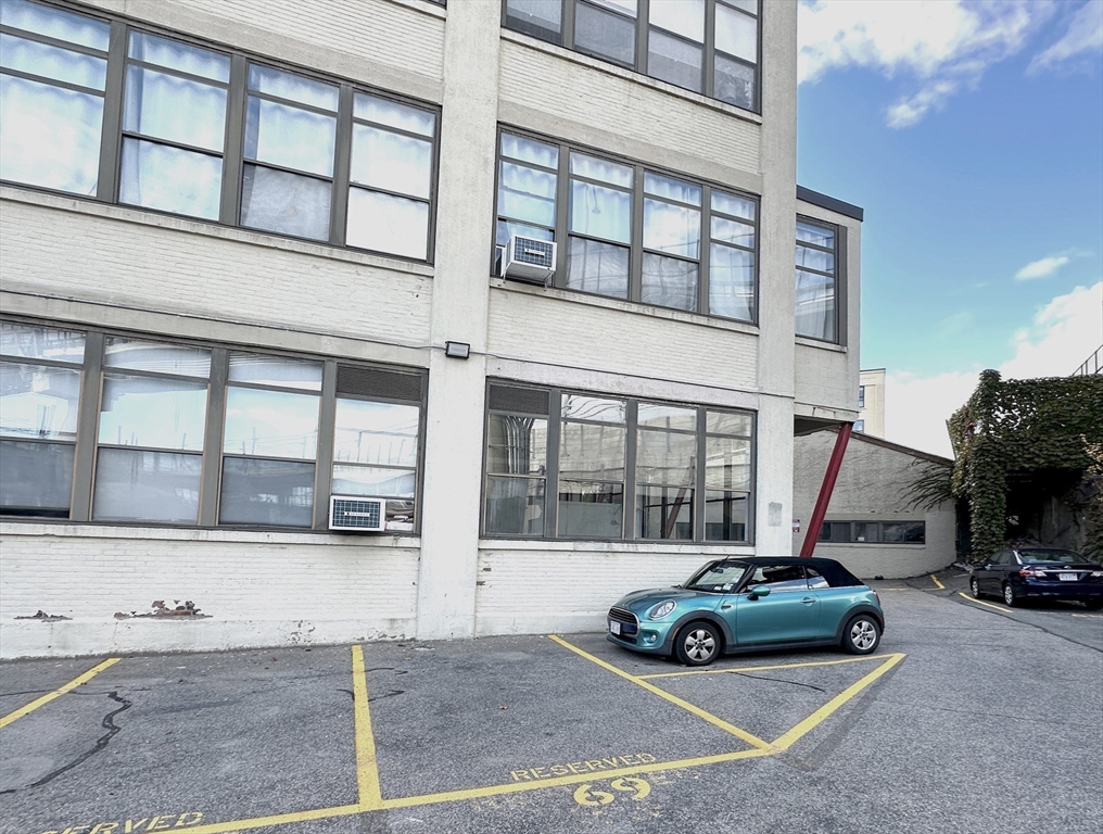 1 Fitchburg St # B158