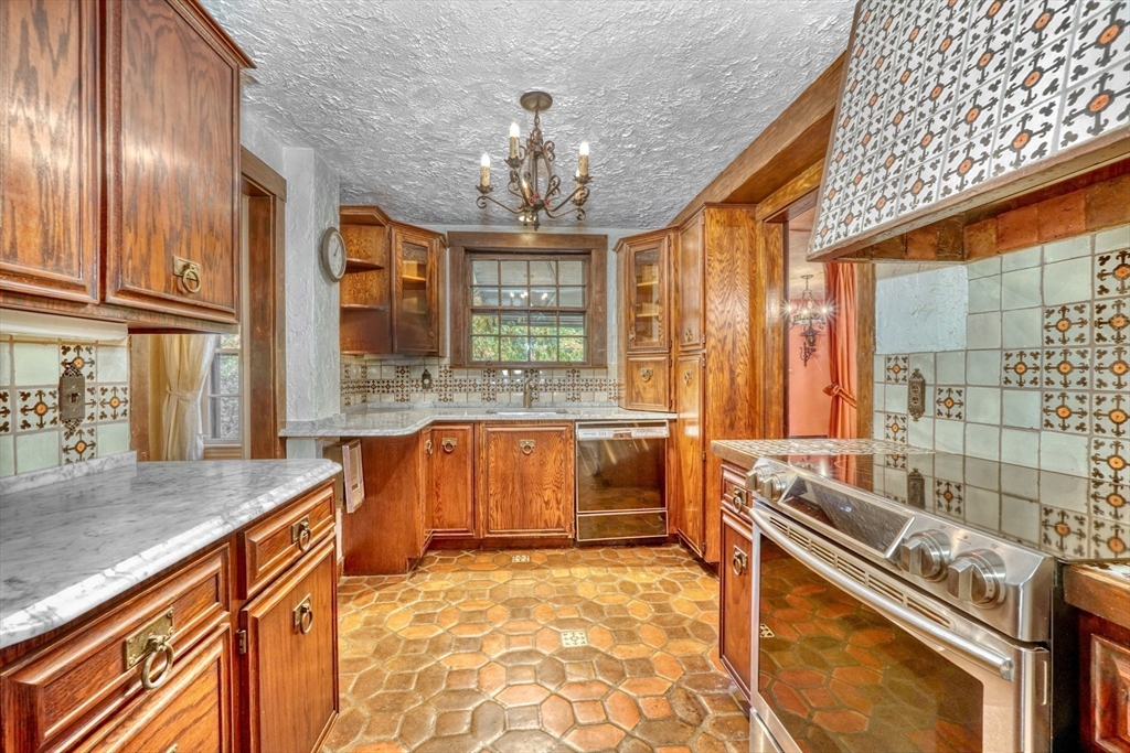 446 Highland Ave