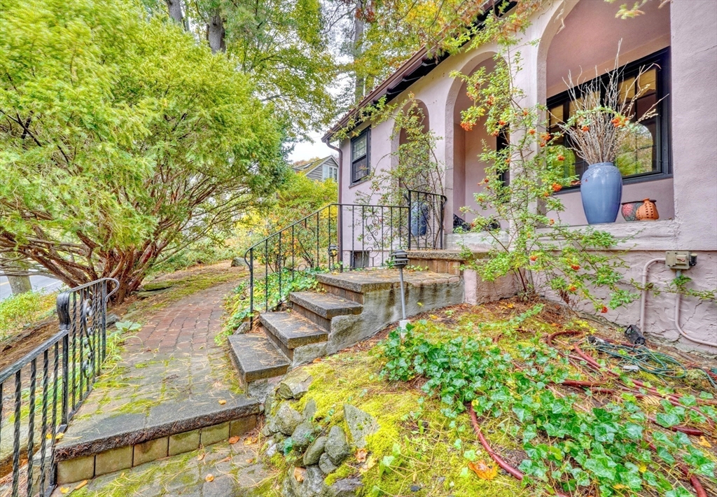 446 Highland Ave
