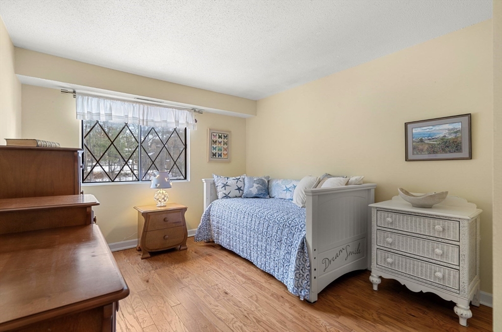 7 Greenbriar Dr # 304