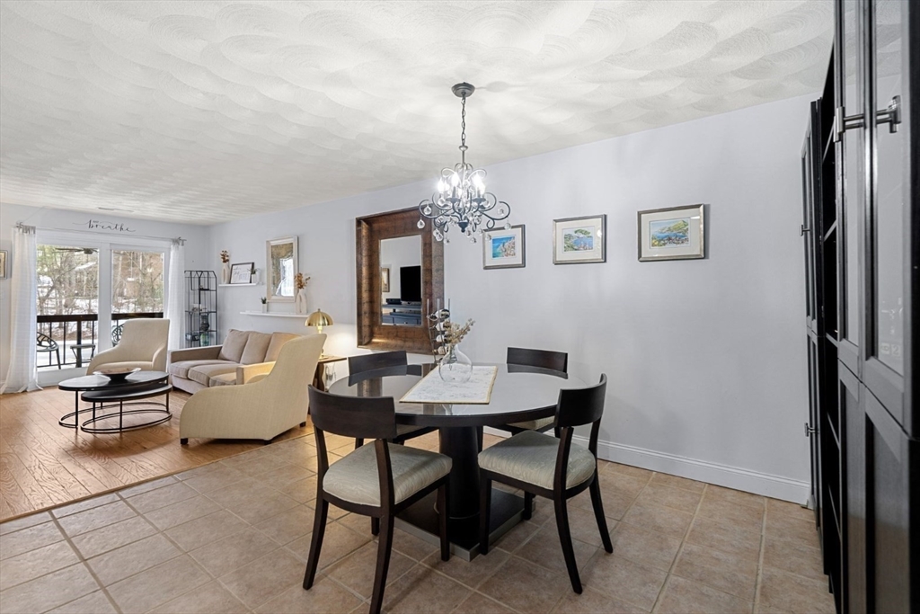 7 Greenbriar Dr # 304