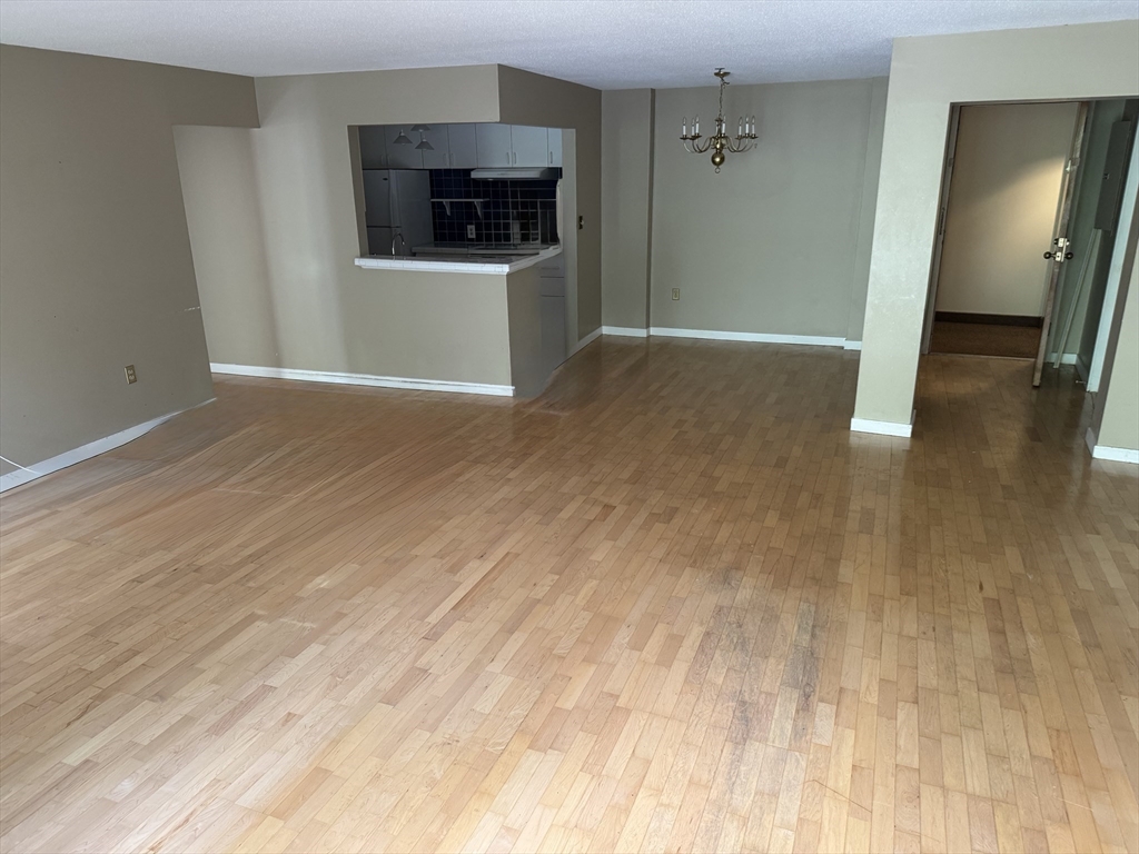 273 Cambridge Rd # 202