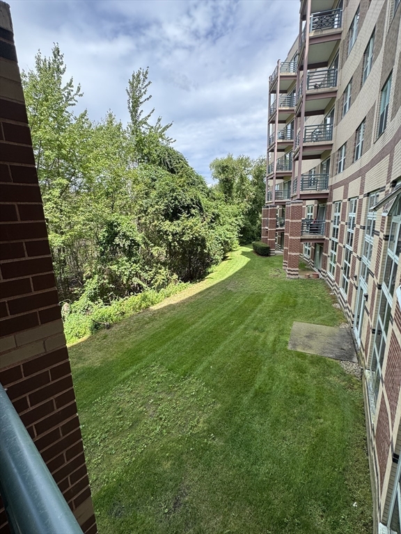 273 Cambridge Rd # 202