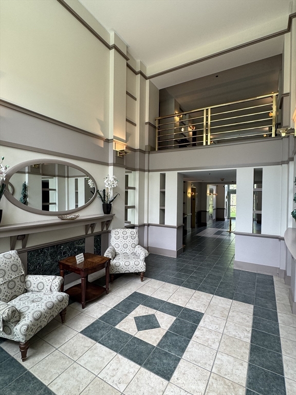 273 Cambridge Rd # 202