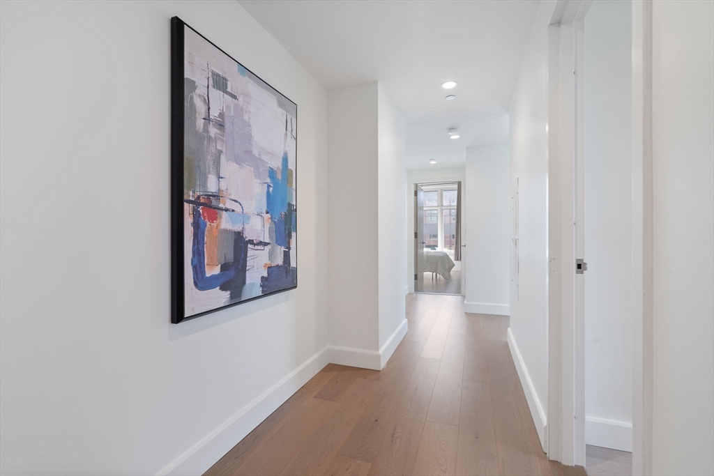 100 Lovejoy Wharf # 1B Unit: PH 1B