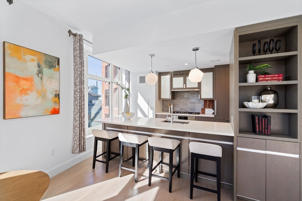 100 Lovejoy Wharf # 1B Unit: PH 1B