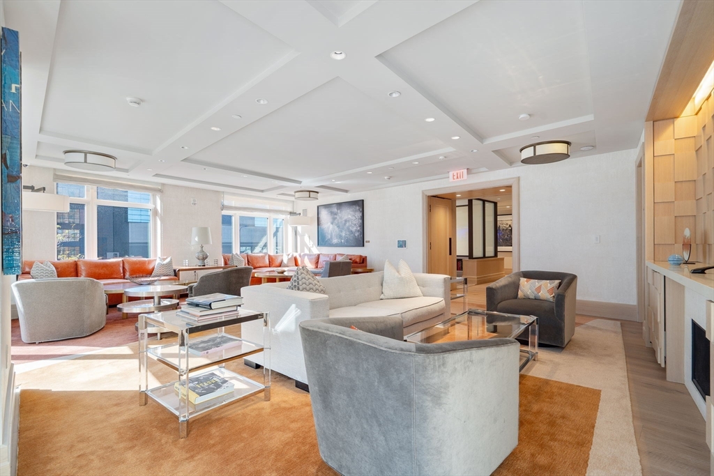 100 Lovejoy Wharf # 1B Unit: PH 1B