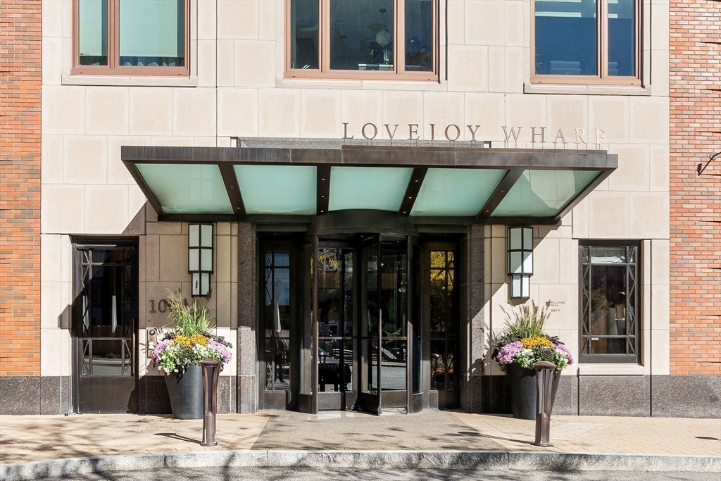 100 Lovejoy Wharf # 1B Unit: PH 1B