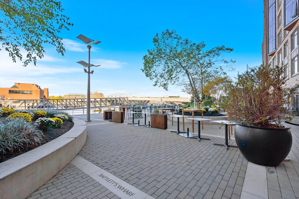 100 Lovejoy Wharf # 1B Unit: PH 1B