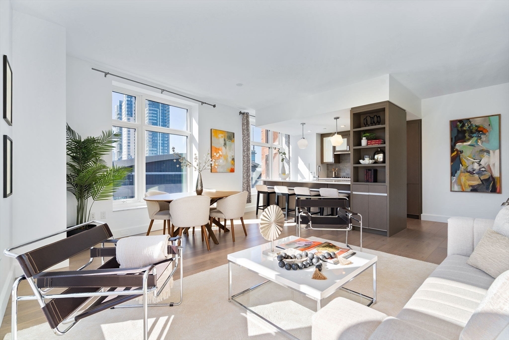 100 Lovejoy Wharf # 1B Unit: PH 1B