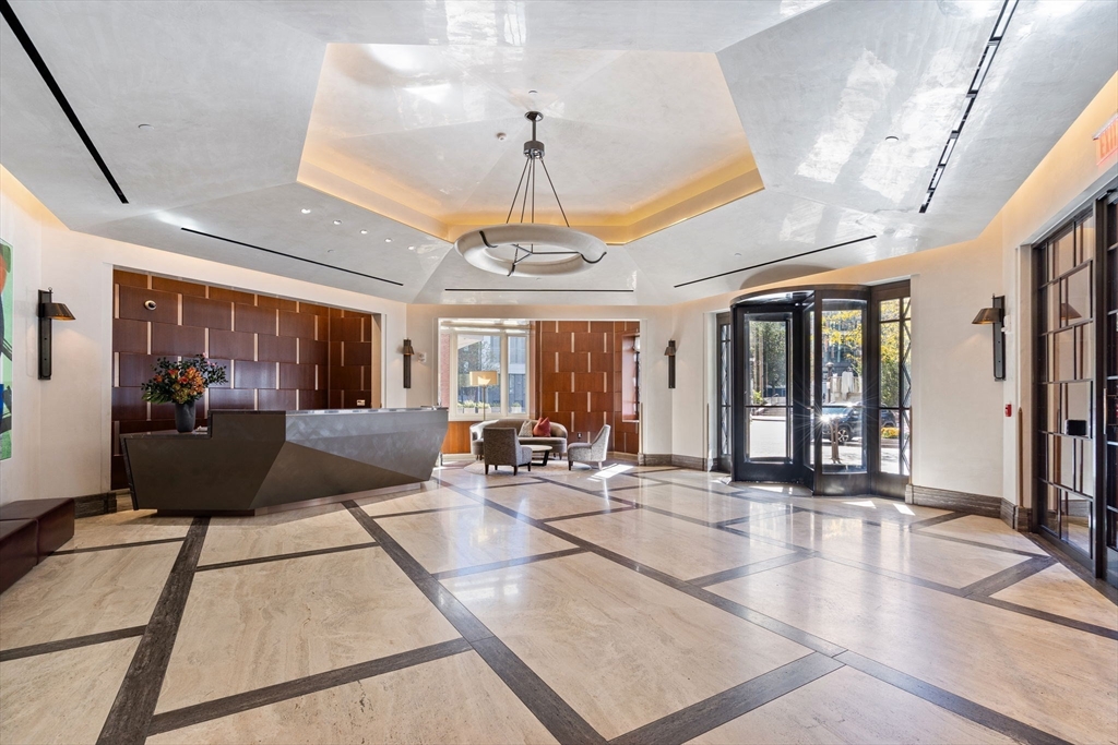 100 Lovejoy Wharf # 1B Unit: PH 1B