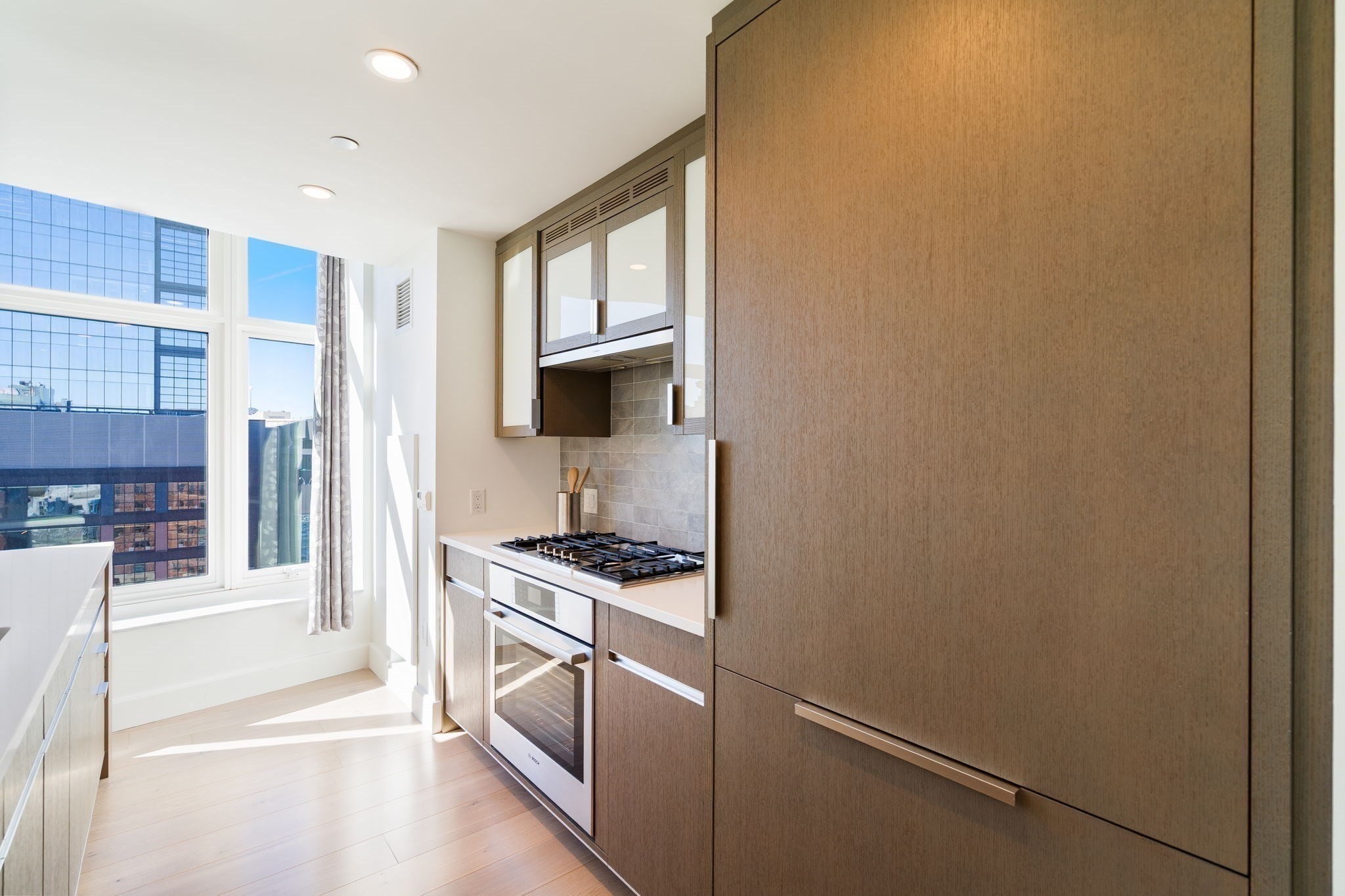 100 Lovejoy Wharf # 1B Unit: PH 1B