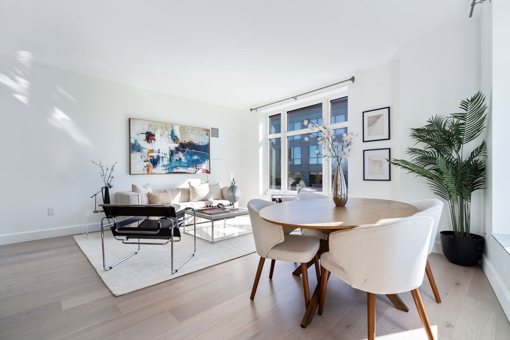 100 Lovejoy Wharf # 1B Unit: PH 1B