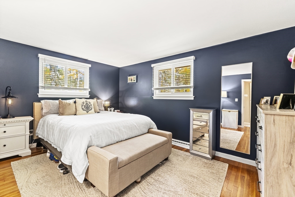 6 Tall Tree Rd