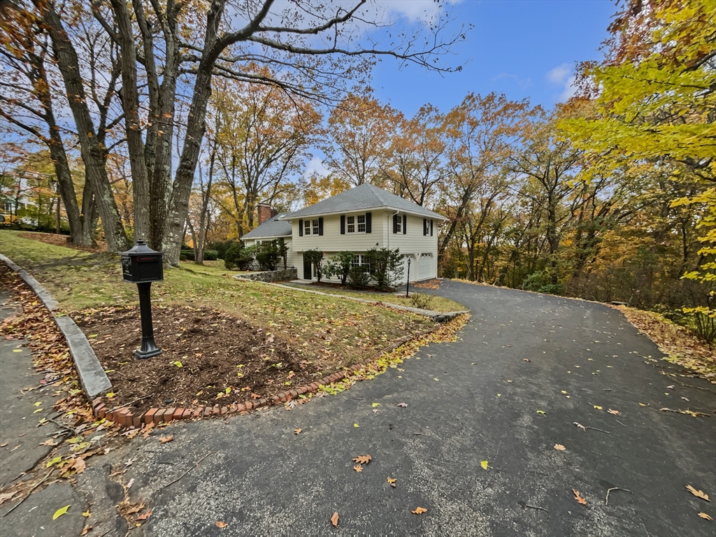 26 Berkshire Dr