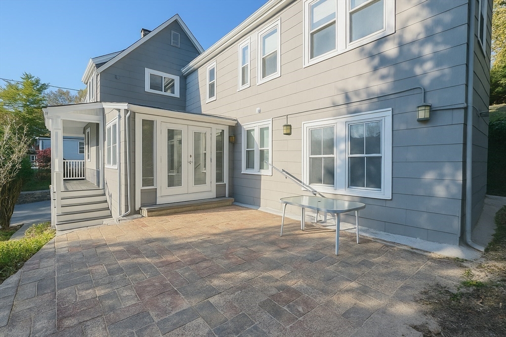 133 Brattle # 1