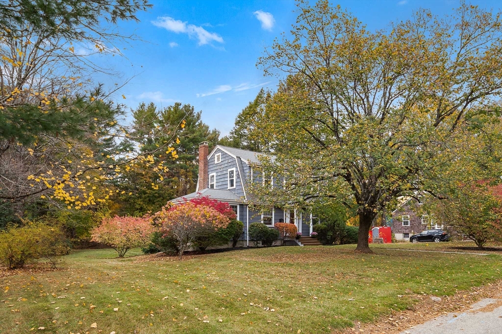 49 Cottage St