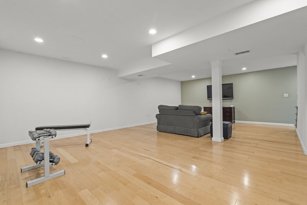 589 North Rd