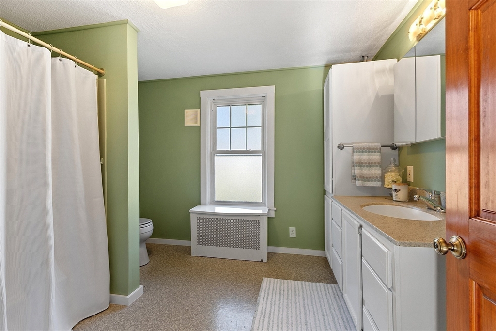 7 Groton Harvard Rd