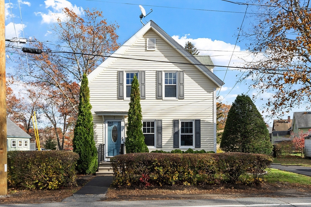 7 Groton Harvard Rd