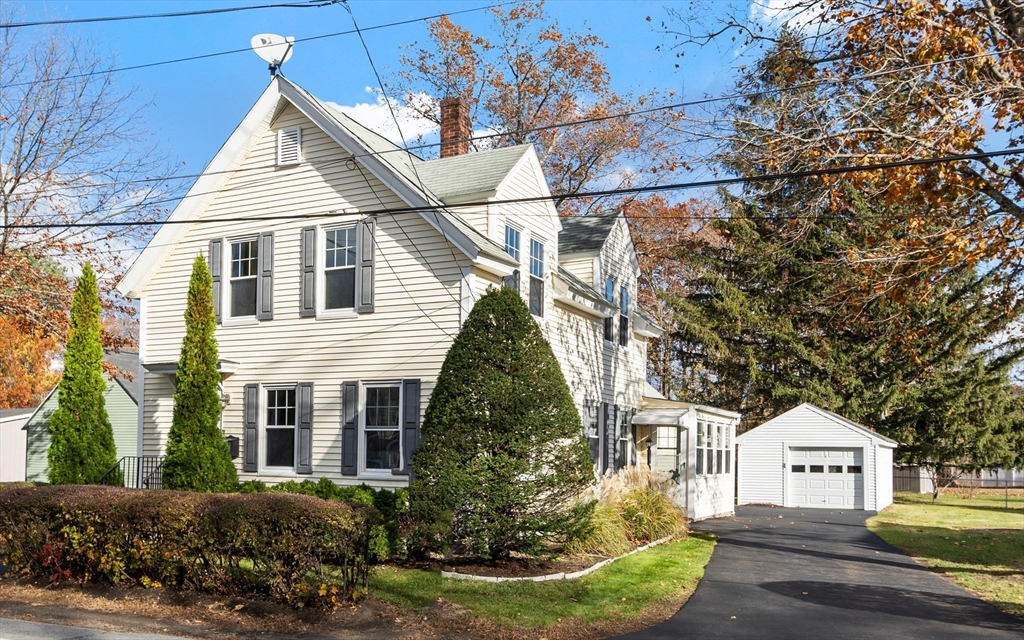 7 Groton Harvard Rd