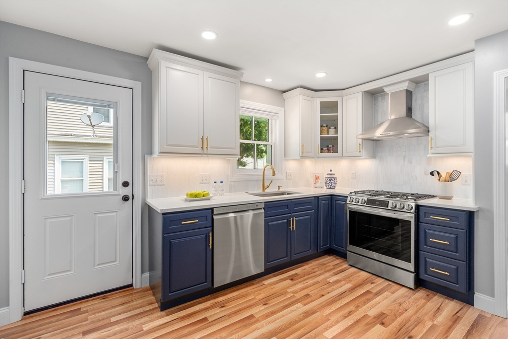 16 Devens St # 0