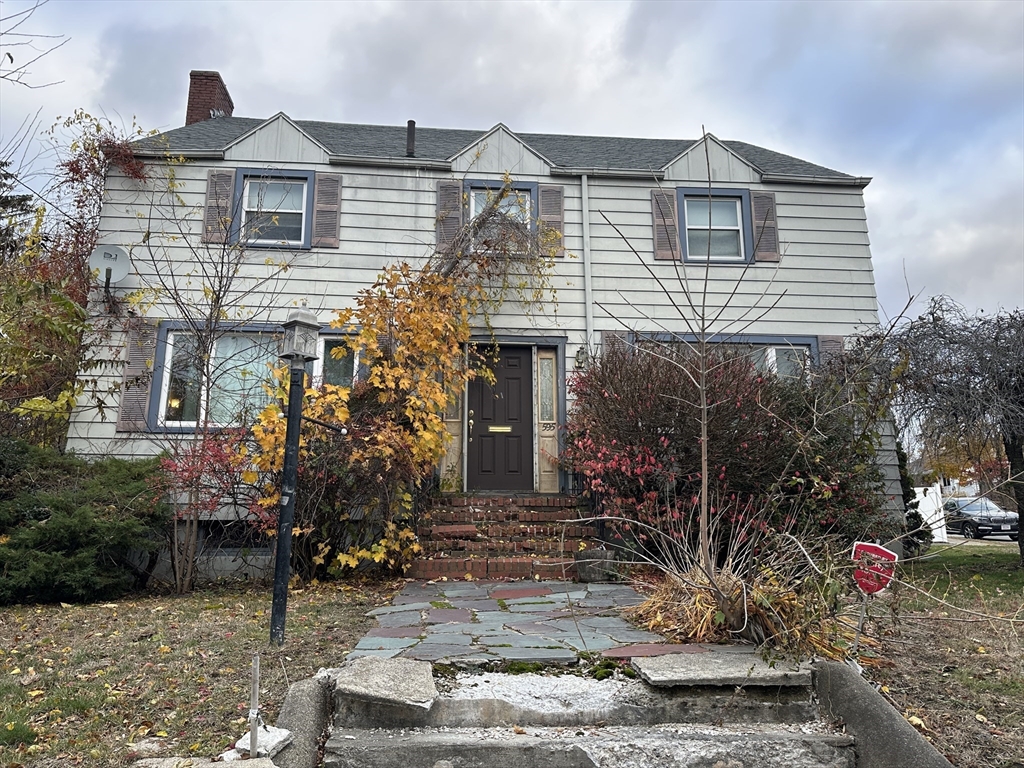 595 Winthrop Street