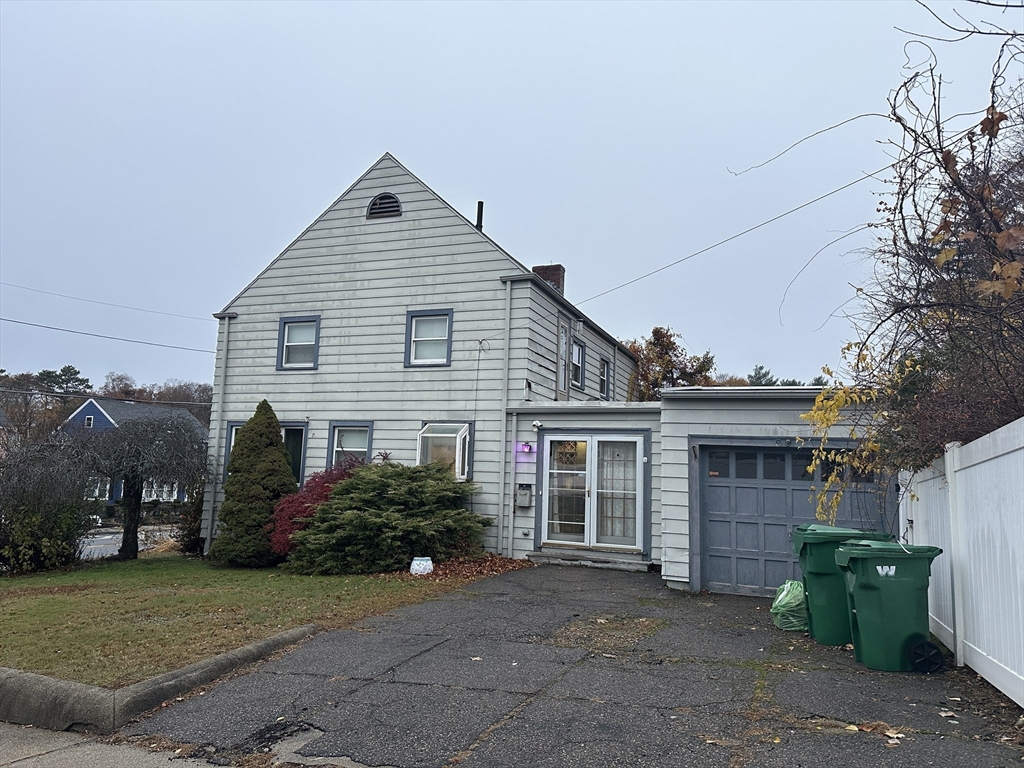 595 Winthrop Street