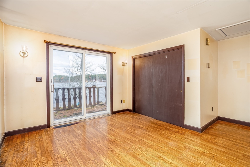 6 Mountain View Avenue