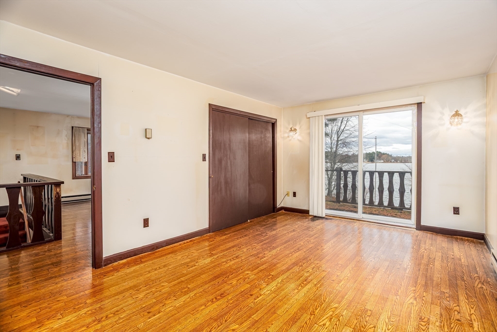 6 Mountain View Avenue