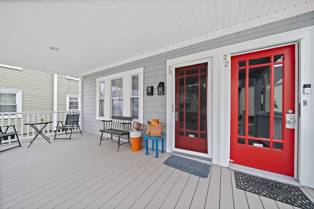 20-22 Putnam St