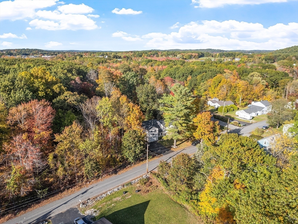 16 Fletcher Ln