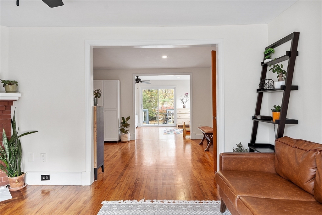 24 Myrtle Ave