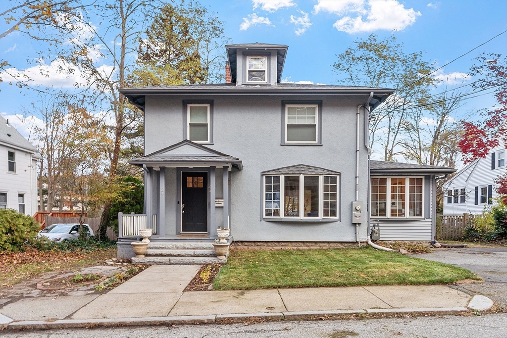 24 Myrtle Ave