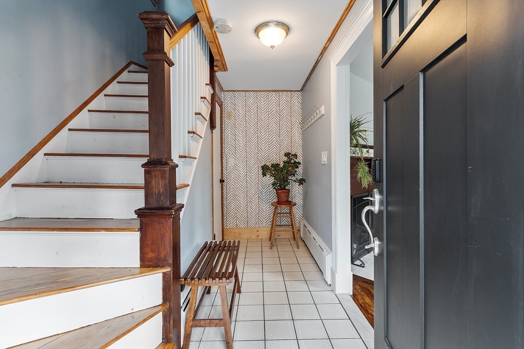 24 Myrtle Ave