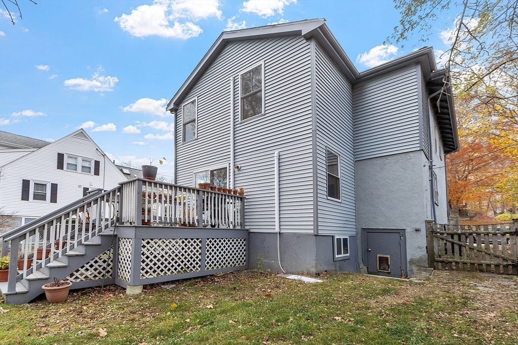 24 Myrtle Ave